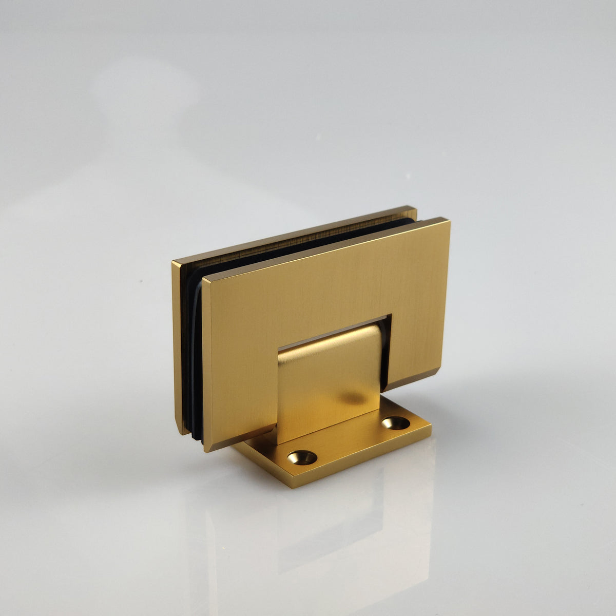 MCOCOD® Adjustable 90° Hinge Wall Mount with Short Back Plate