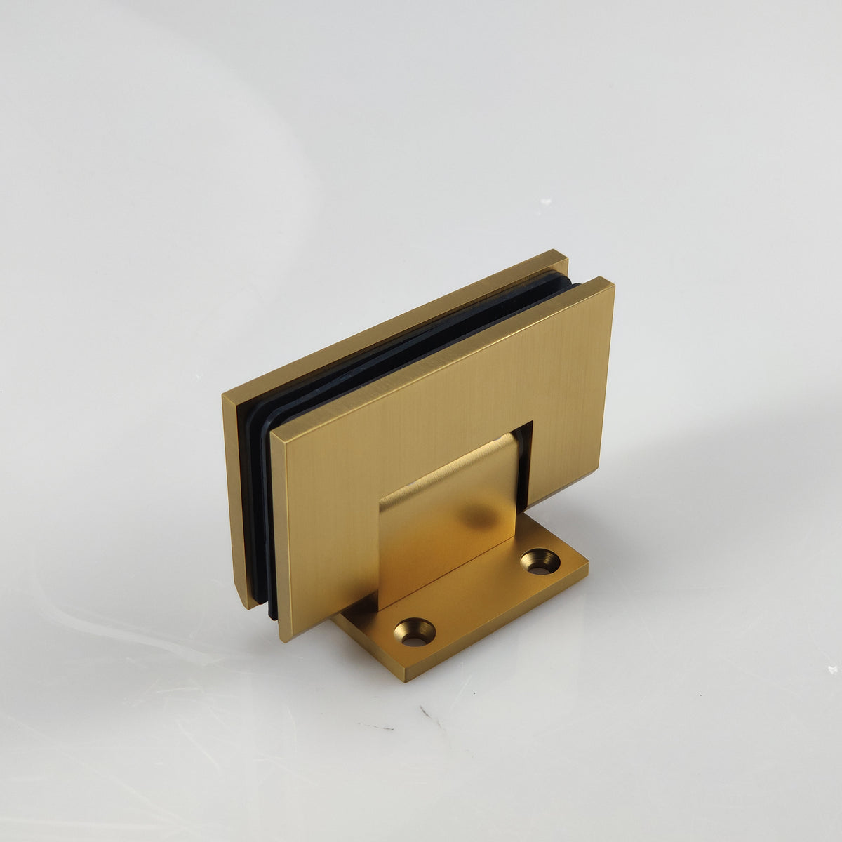 MCOCOD® Standard 90° Hinge Wall Mount with Short Back Plate