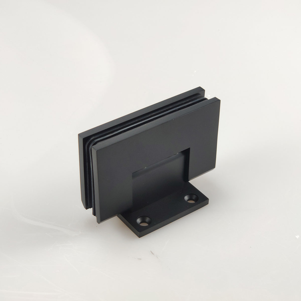 MCOCOD® Standard 90° Hinge Wall Mount with Short Back Plate
