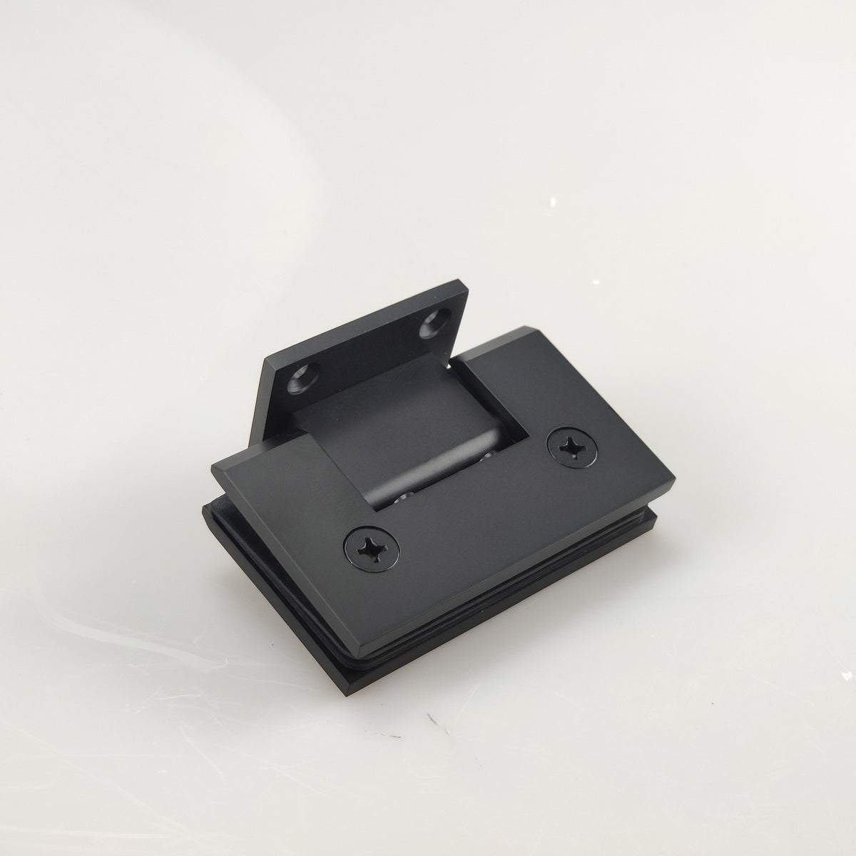 MCOCOD® Standard 90° Hinge Wall Mount with Short Back Plate