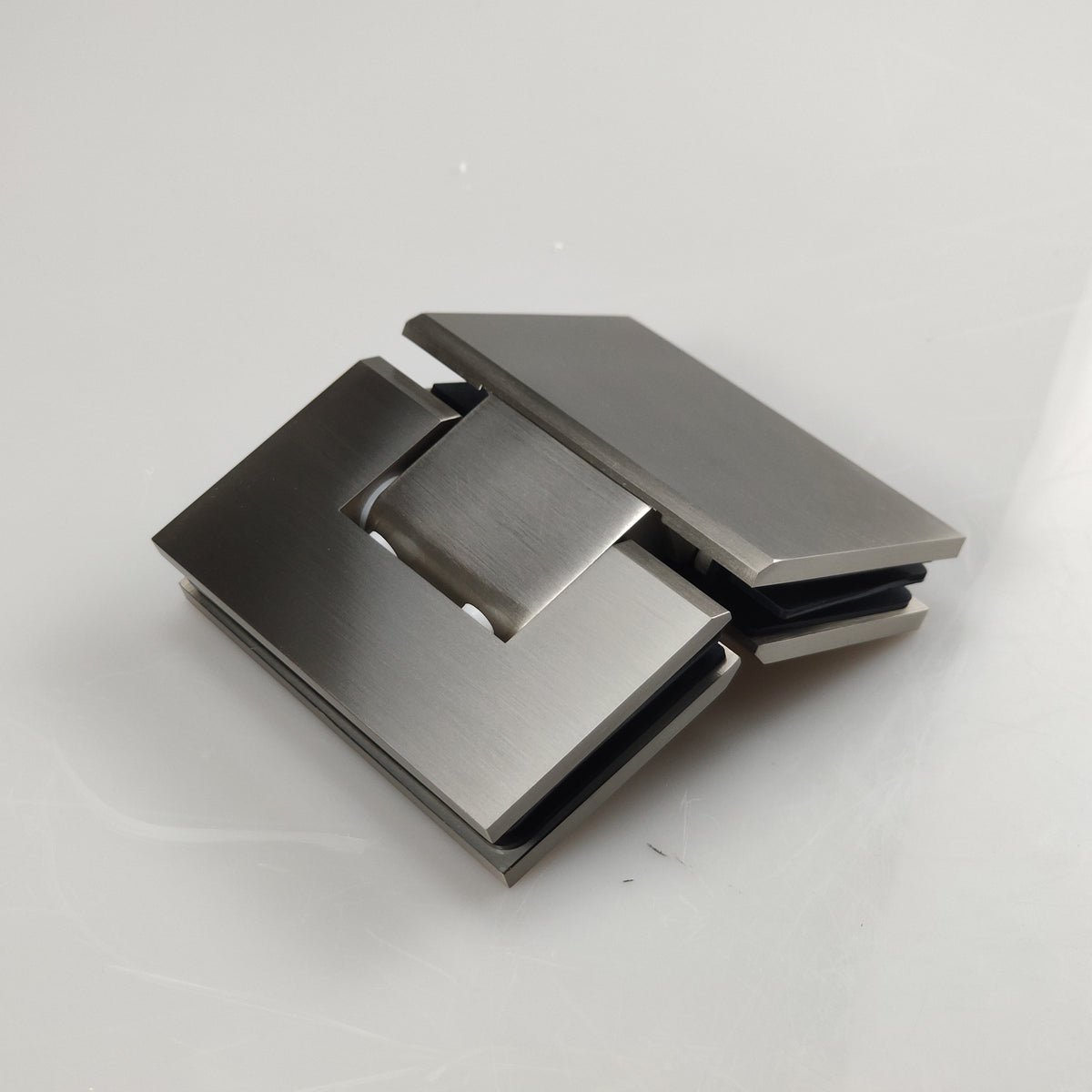 MCOCOD® Standard Glass to Glass 135° Shower Hinge